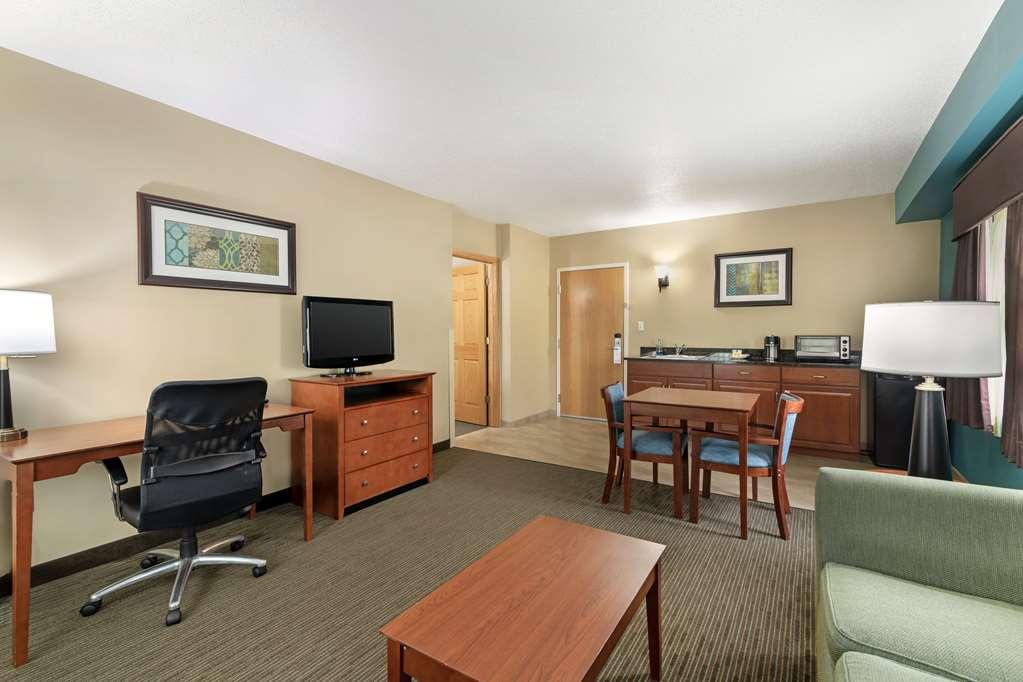 Best Western Plus Plattsburgh Cameră foto